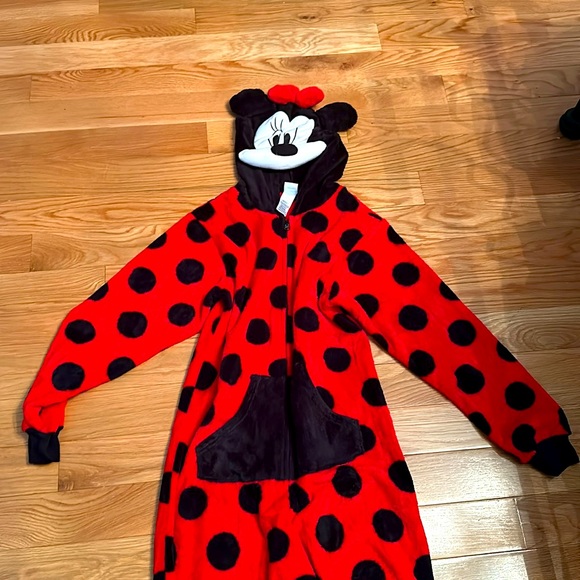 Minnie Mouse fitted onesie - Picture 5 of 5